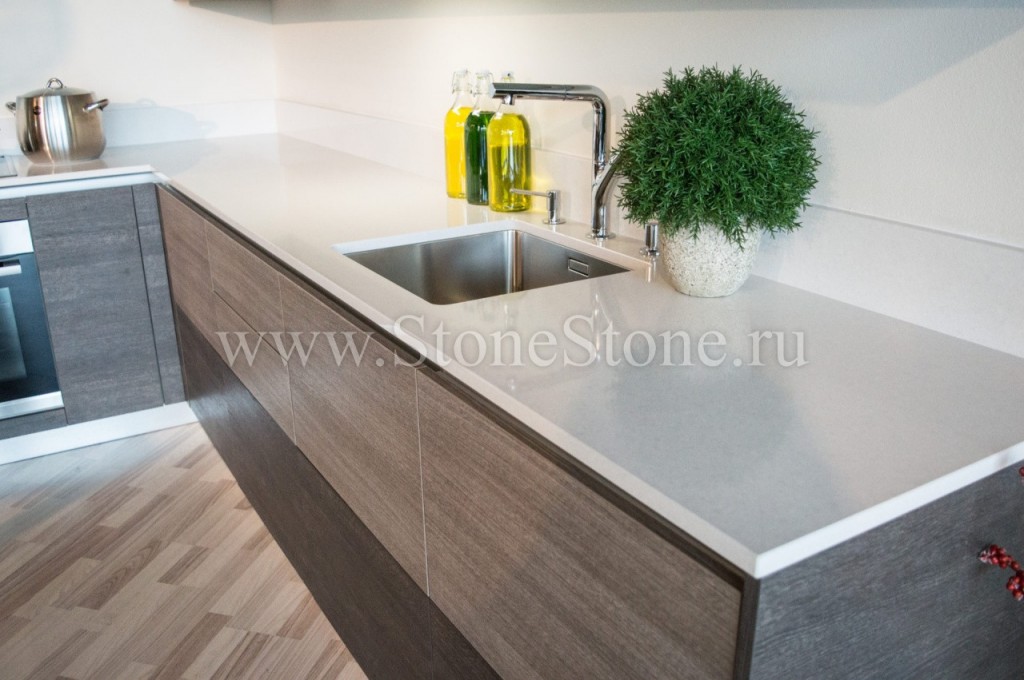 ���������� �� ������ Technistone Crystal Royal